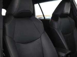 Toyota Corolla 1.8 Hybrid XS - Image 16