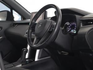 Toyota Corolla 1.8 Hybrid XS - Image 18