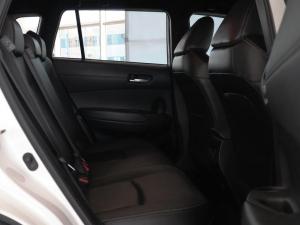 Toyota Corolla 1.8 Hybrid XS - Image 19