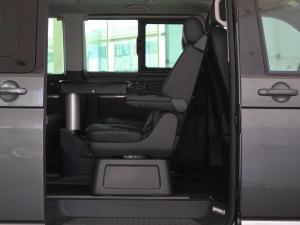 Volkswagen Caravelle 2.0BiTDI Highline 4Motion - Image 17