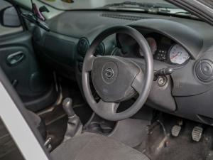 Nissan NP200 1.6i safety pack (aircon) - Image 15