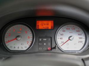 Nissan NP200 1.6i safety pack (aircon) - Image 17