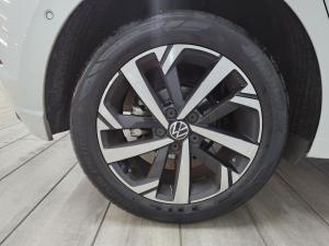 Volkswagen Polo hatch 1.0TSI Life auto - Image 4