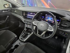 Volkswagen Polo hatch 1.0TSI Life auto - Image 5