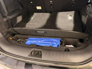 Mahindra XUV700 2.0T AX7L Black Edition - Image 12