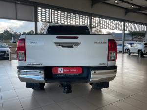 Toyota Hilux 2.4GD-6 double cab 4x4 Raider manual - Image 5