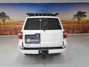Toyota Land Cruiser 200 4.5D-4D V8 GX-R - Image 5