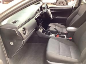 Toyota Corolla Quest 1.8 Plus manual - Image 7