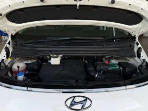 Hyundai Staria 2.2D Luxury automatic - Image 12