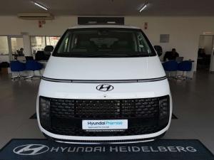 Hyundai Staria 2.2D Luxury automatic - Image 2