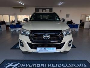 Toyota Hilux 2.8 GD-6 Raider 4X4 automaticD/C - Image 2
