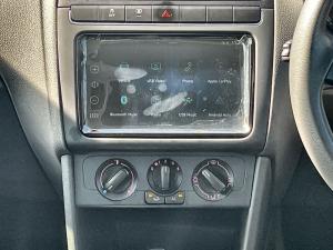 Volkswagen Polo Vivo hatch 1.6 Life - Image 12