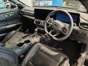 Ford Mustang 5.0 GT fastback - Image 6
