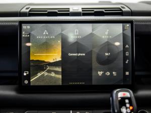 Land Rover Defender 110 D300 X - Image 17