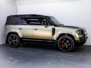 Land Rover Defender 110 D300 X - Image 2