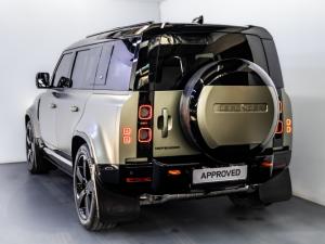 Land Rover Defender 110 D300 X - Image 8