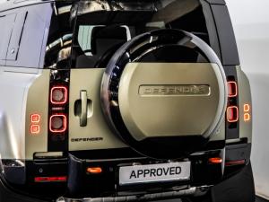Land Rover Defender 110 D300 X - Image 9