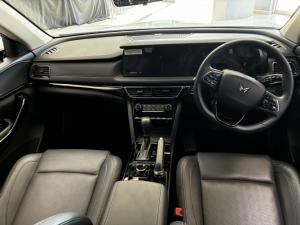 Mahindra XUV700 2.0T AX7L - Image 12