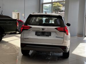 Mahindra XUV700 2.0T AX7L - Image 4