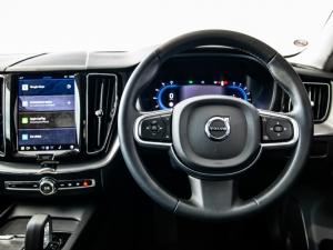 Volvo XC60 B5 AWD Essential - Image 10