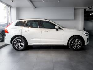 Volvo XC60 B5 AWD Essential - Image 14