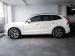 Volvo XC60 B5 AWD Essential - Thumbnail 2
