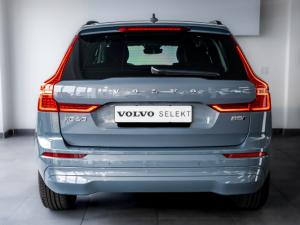 Volvo XC60 B5 AWD Essential - Image 8