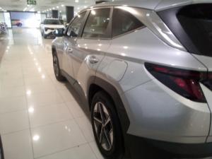 Hyundai Tucson 2.0 Premium - Image 4