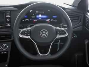 Volkswagen Polo hatch 1.0TSI - Image 11
