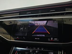 Audi S8 quattro - Image 13
