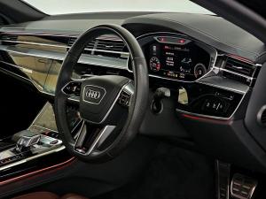 Audi S8 quattro - Image 19