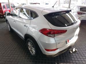 Hyundai Tucson 2.0 Premium auto - Image 5