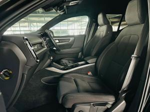 Volvo XC40 Recharge Single Motor Plus - Image 5