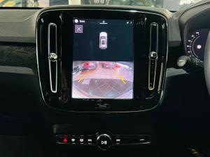 Volvo XC40 Recharge Single Motor Plus - Image 8