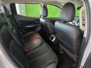 Mitsubishi Triton 2.4DI-D double cab 4x4 Xtreme - Image 9