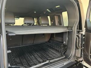 Land Rover Defender 110 D300 X - Image 11