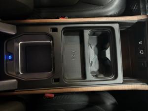 Land Rover Defender 110 D300 X - Image 16