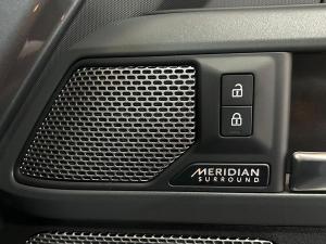 Land Rover Defender 110 D300 X - Image 18