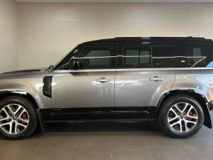 Land Rover Defender 110 D300 X - Image 6