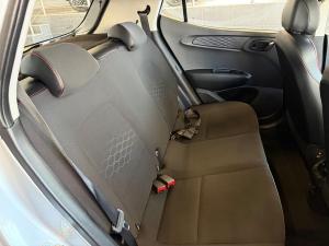 Hyundai Grand i10 1.2 Premium hatch - Image 27