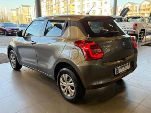 Suzuki Swift 1.2 GL manual - Image 7