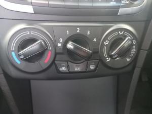 Suzuki Ciaz 1.5 GL manual - Image 17