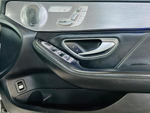 Mercedes-Benz C-Class C63 S - Image 10