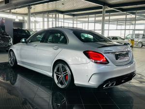 Mercedes-Benz C-Class C63 S - Image 12