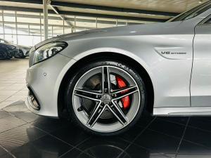 Mercedes-Benz C-Class C63 S - Image 16