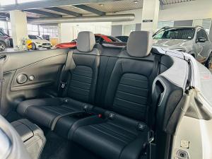 Mercedes-Benz C200 Cabrio automatic - Image 6