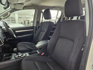 Toyota Hilux 2.4GD-6 double cab 4x4 Raider auto - Image 12