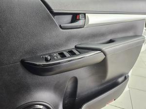 Toyota Hilux 2.4GD-6 double cab 4x4 Raider auto - Image 14