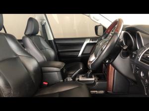 Toyota Land Cruiser Prado 3.0DT VX - Image 10