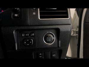 Toyota Land Cruiser Prado 3.0DT VX - Image 16